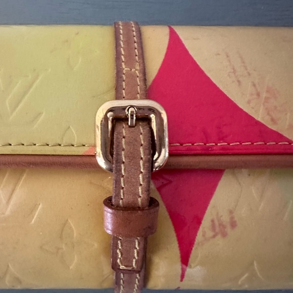 💯Louis Vuitton Rare Vintage long clutch vernis patent leather - Picture 9 of 13